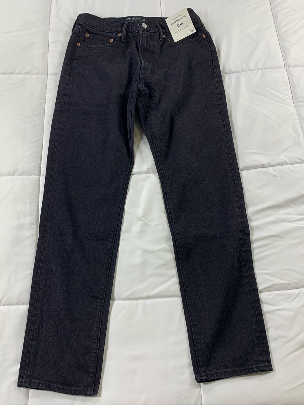 New with tags ABERCROMBIE & FITCH jeans womens size 31x32